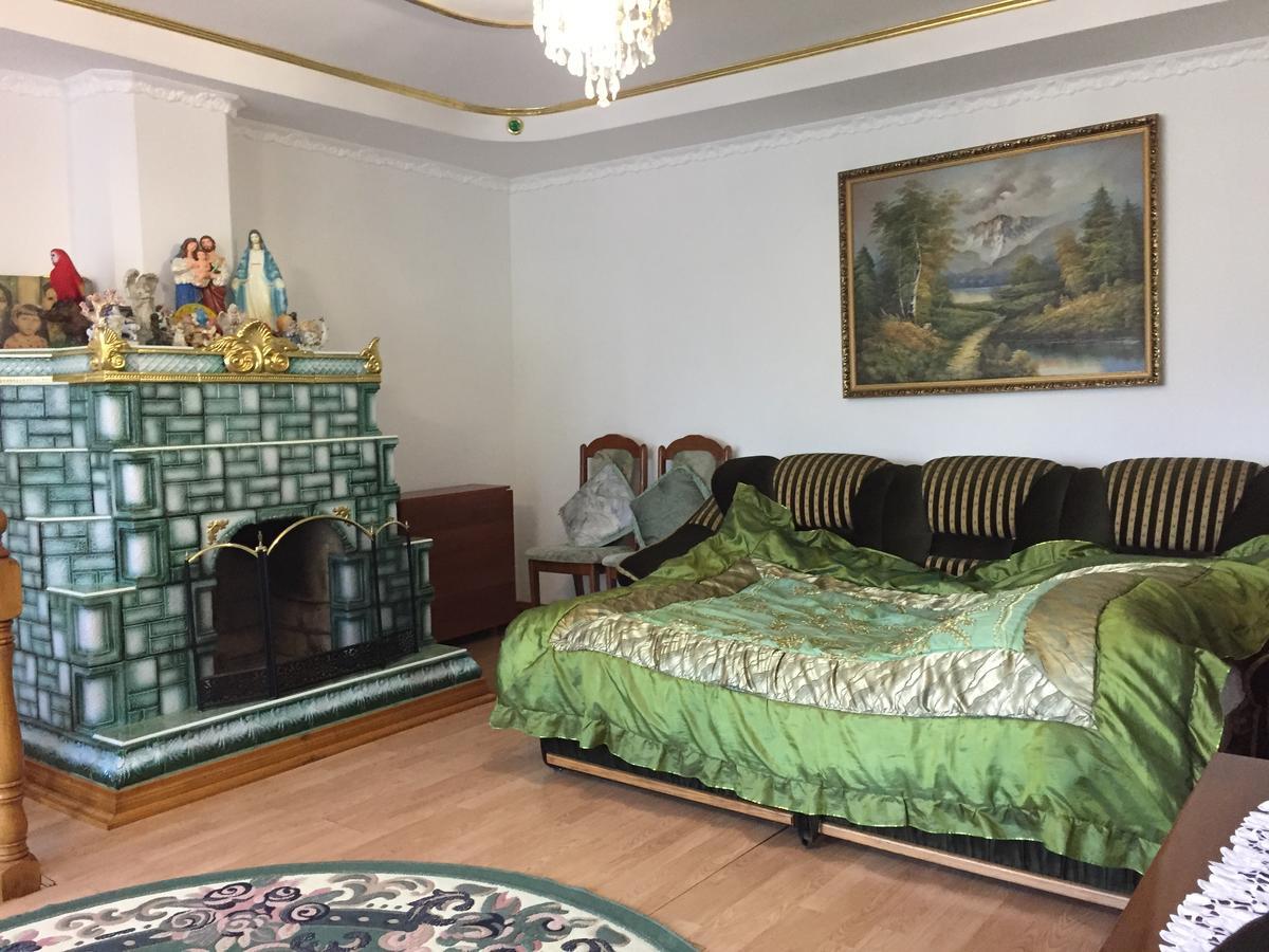 Rodynnyi Zatyshok Hostal Verkhovyna Exterior foto